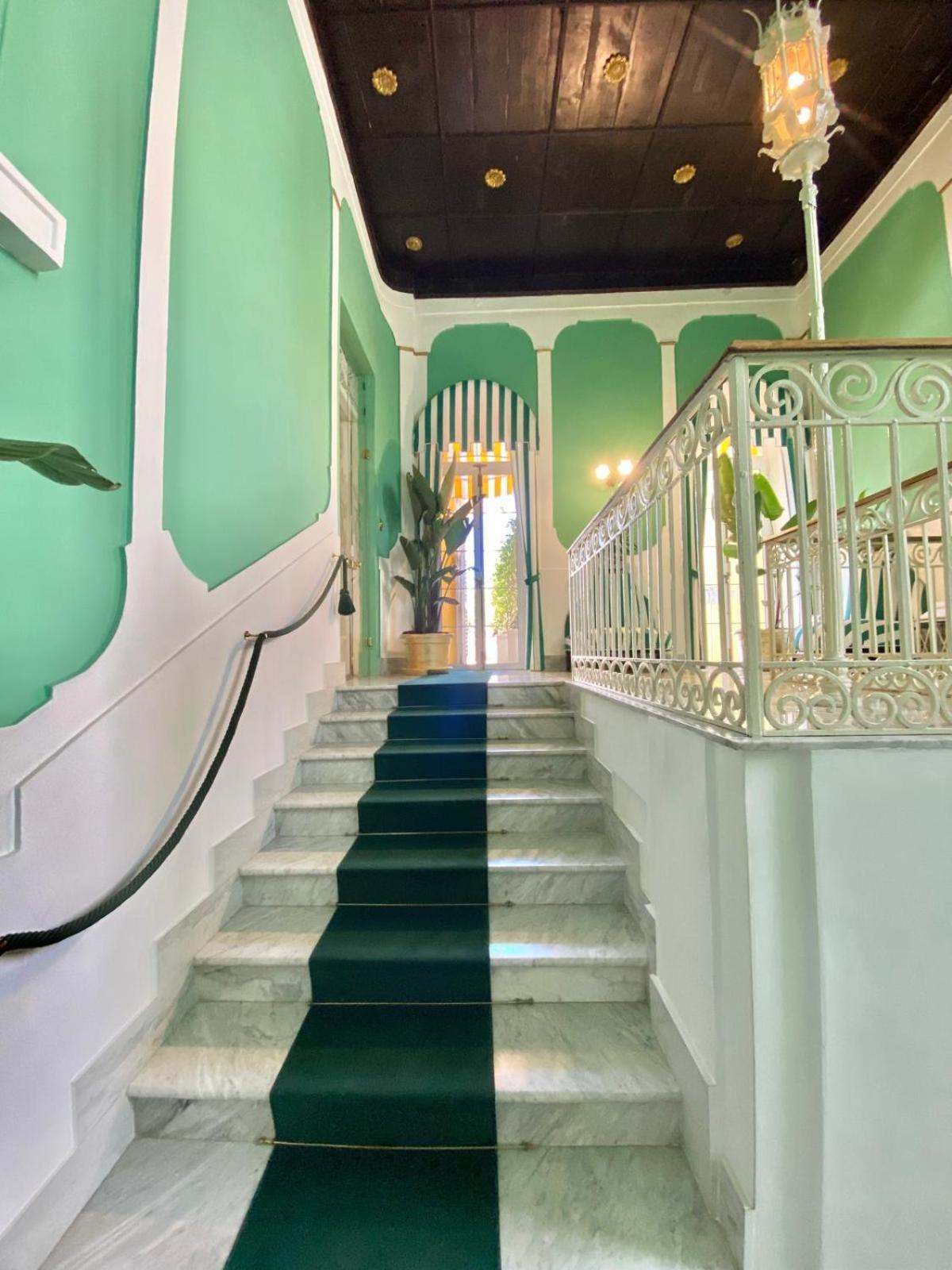 Palazzo Cherubini-Pools & Wellness Rossano Exteriér fotografie